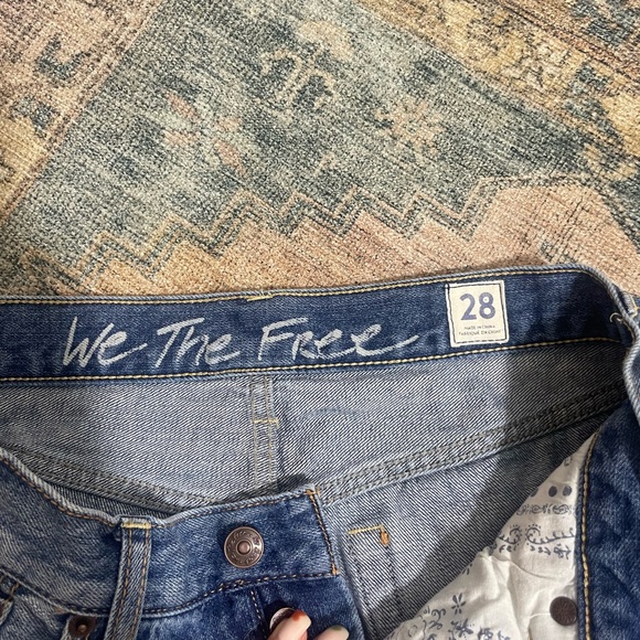 We The Free Demin Shorts - Picture 1 of 4